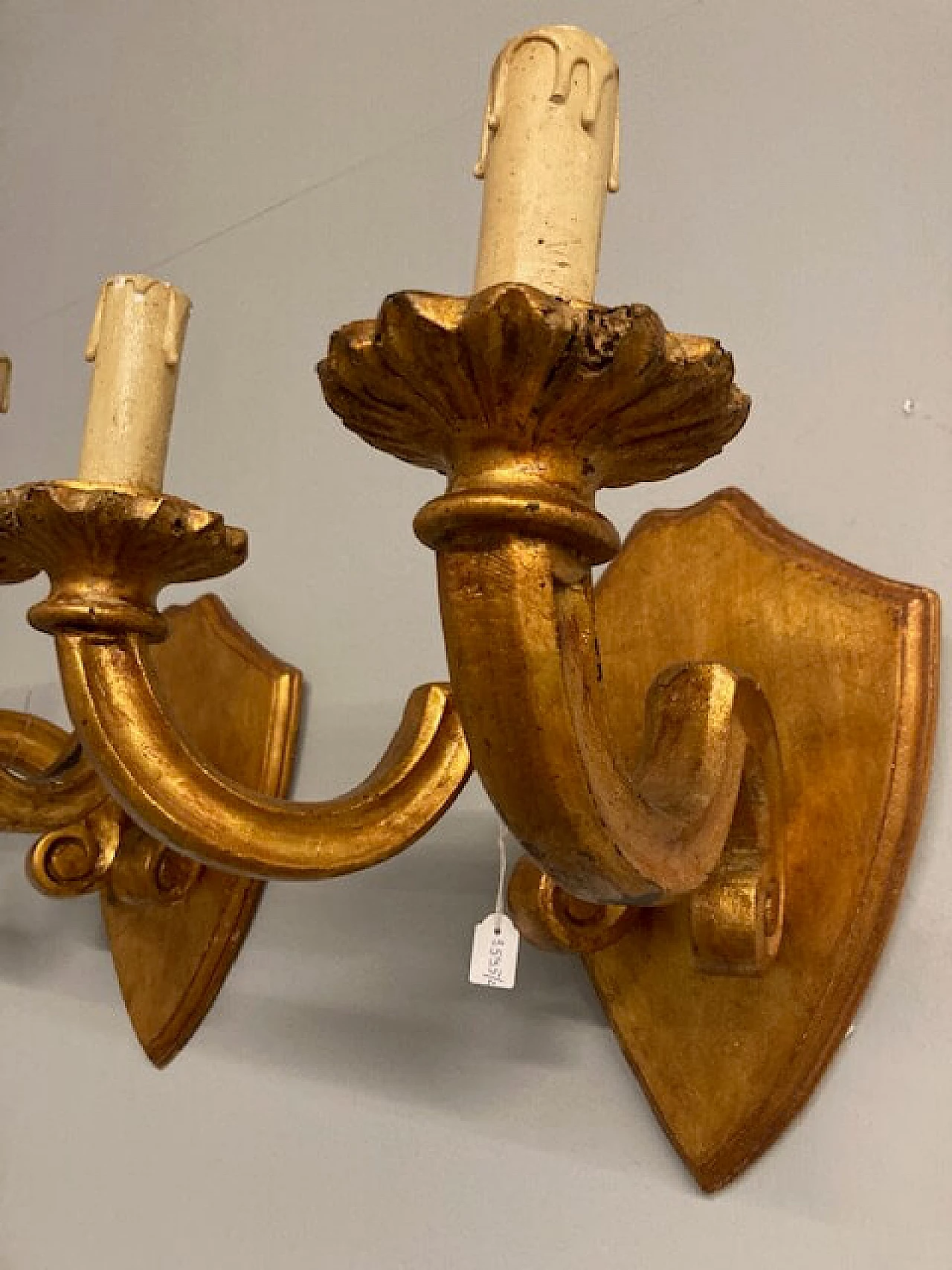 Pair of two-light carved and gilded wood wall lamps, 19th century 3