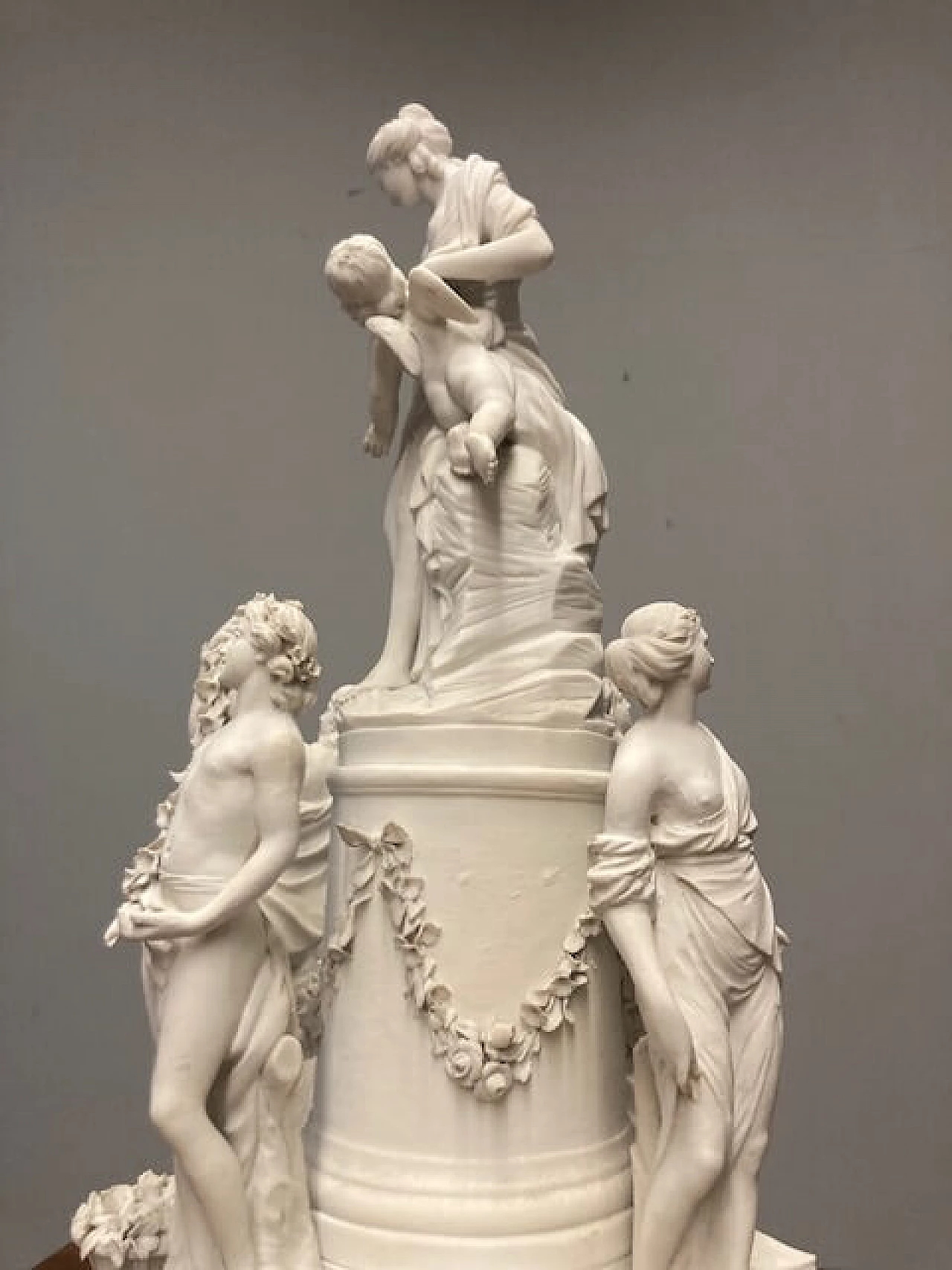 Gruppo scultoreo in porcellana Biscuit di Ginori, metà '800 7