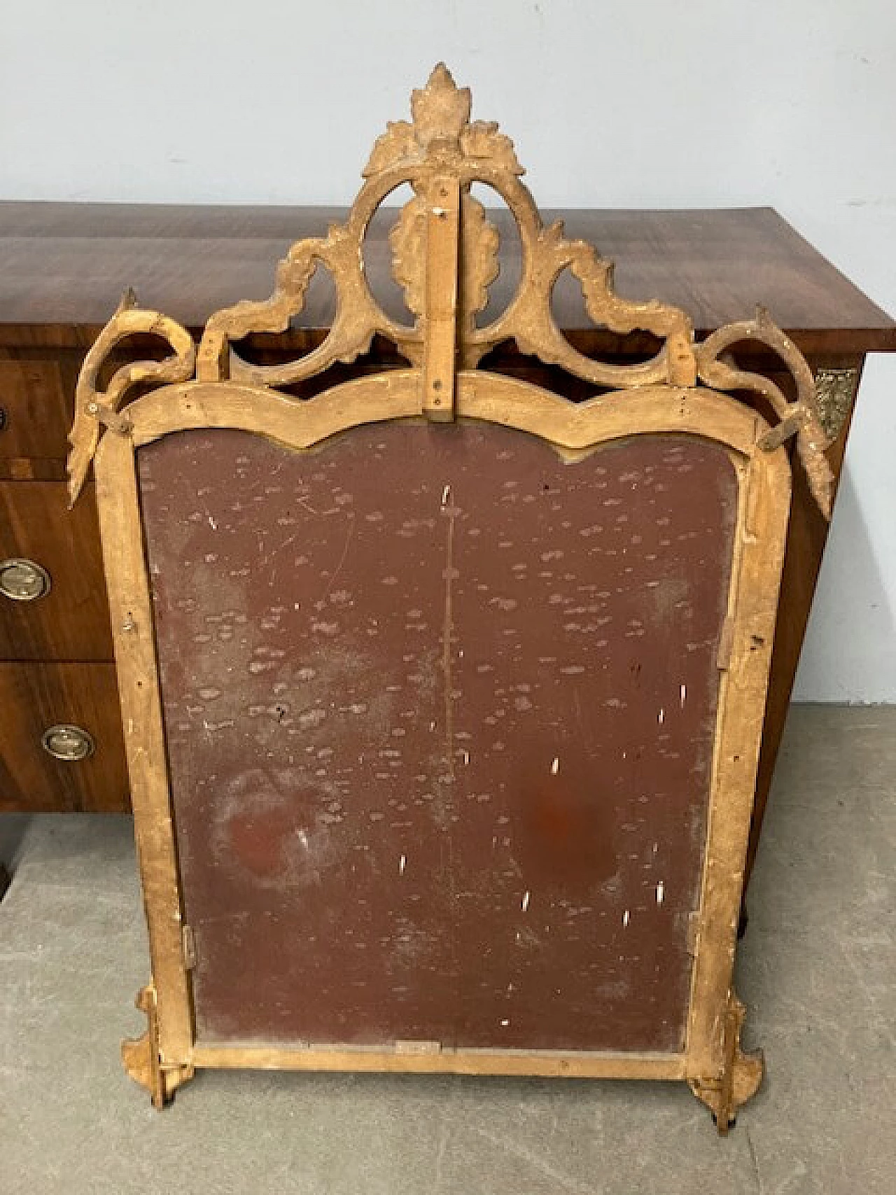 Specchio da tavolo Luigi Filippo in legno dorato e intagliato, metà '800 9