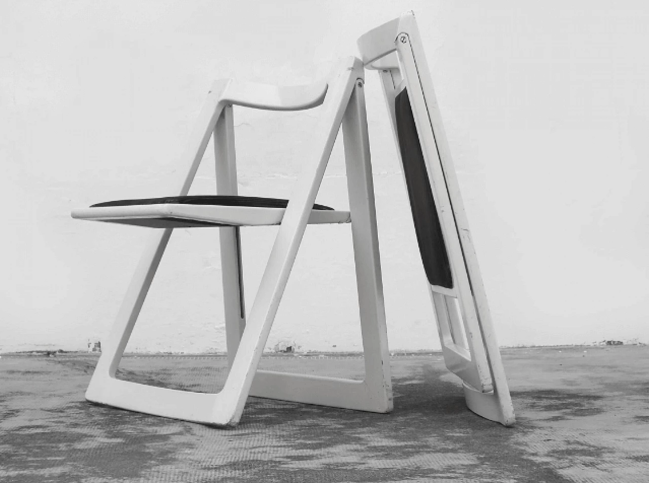 Pair of Trieste chairs by Jacober and D'Aniello for Bazzani, 1970s 2
