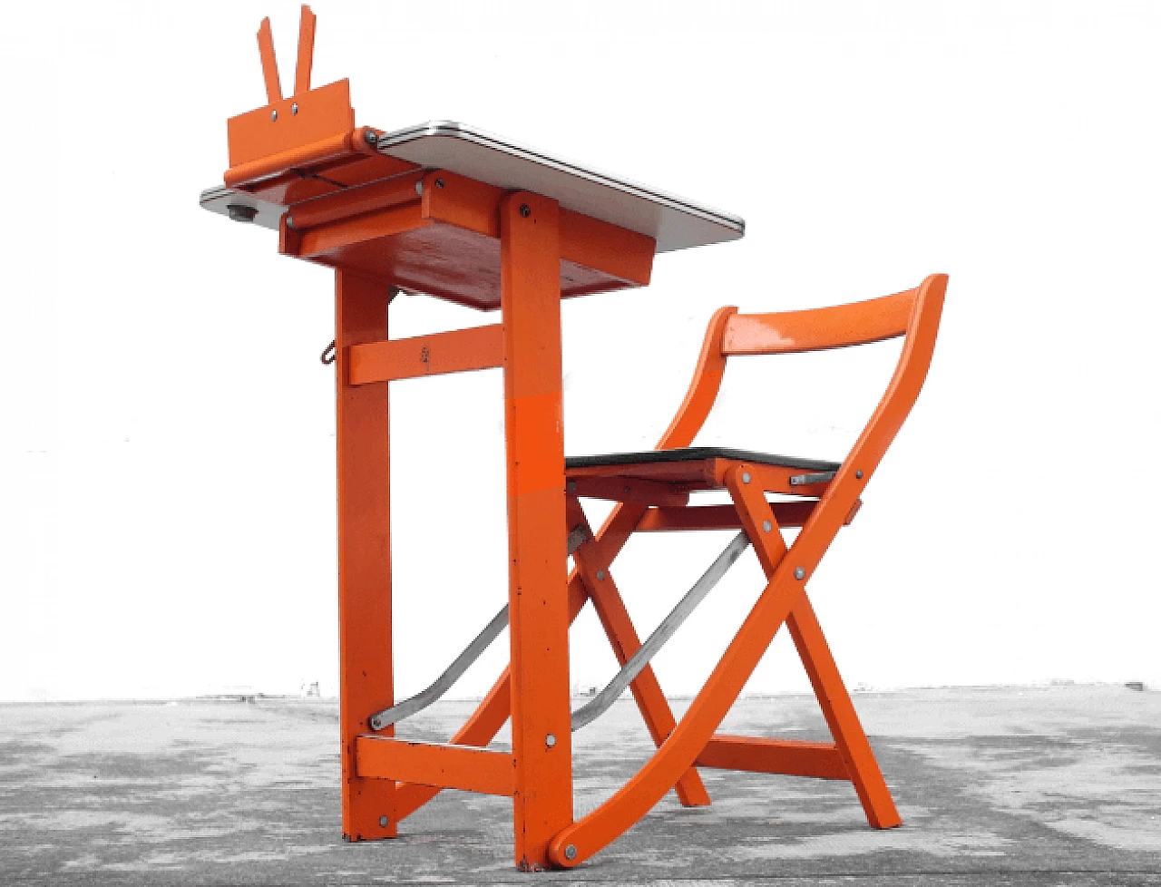 Folding children's desk with chair by Fratelli Reguitti, 1960s 4