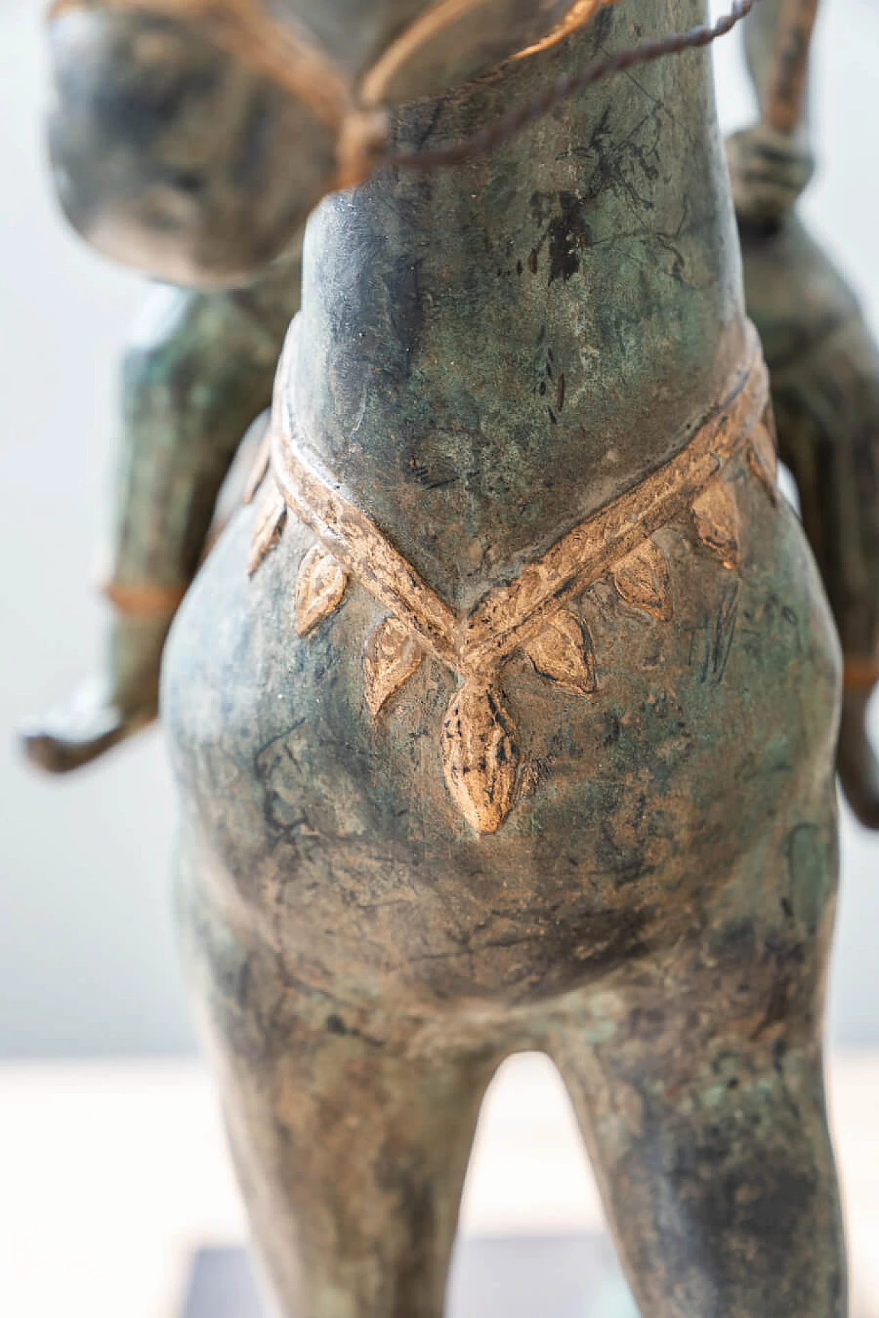 Coppia di sculture di cavalieri in bronzo, anni '30 17