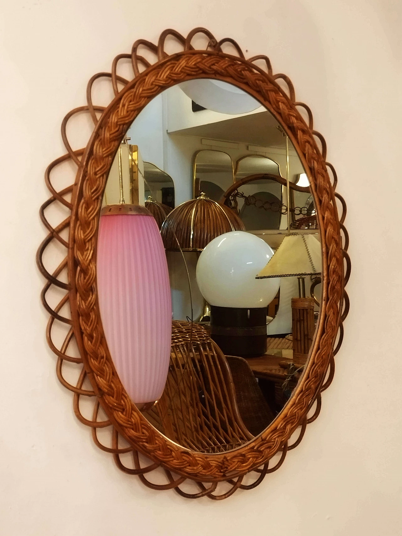 Specchio da parete ovale in bambù e rattan, anni '60 7