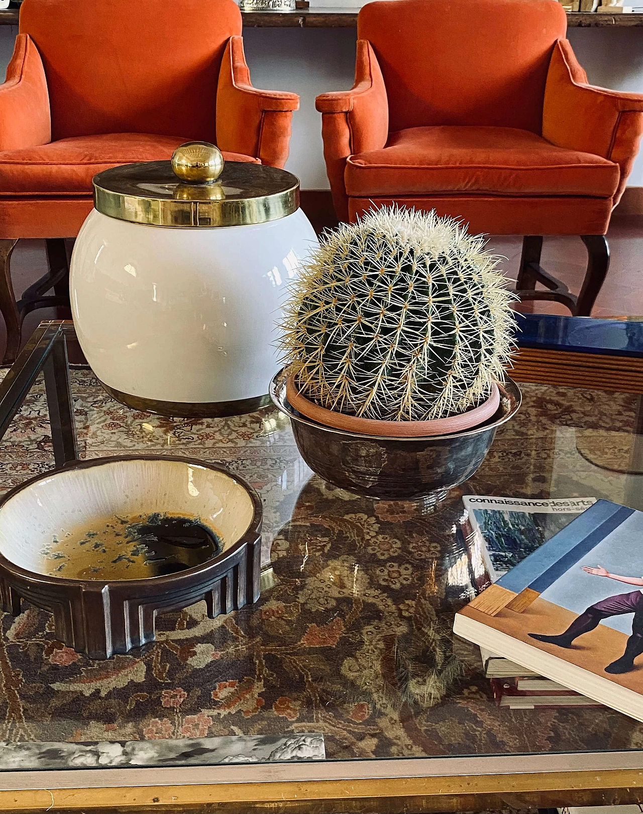 Hollywood Regency white ceramic container, 1970s 5