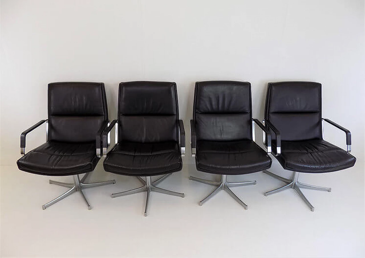 4 FK 711 chairs in black leather by Fabricius and Kastholm for W
