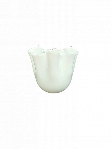 Vaso Fazzoletto in vetro di Murano opalino bianco