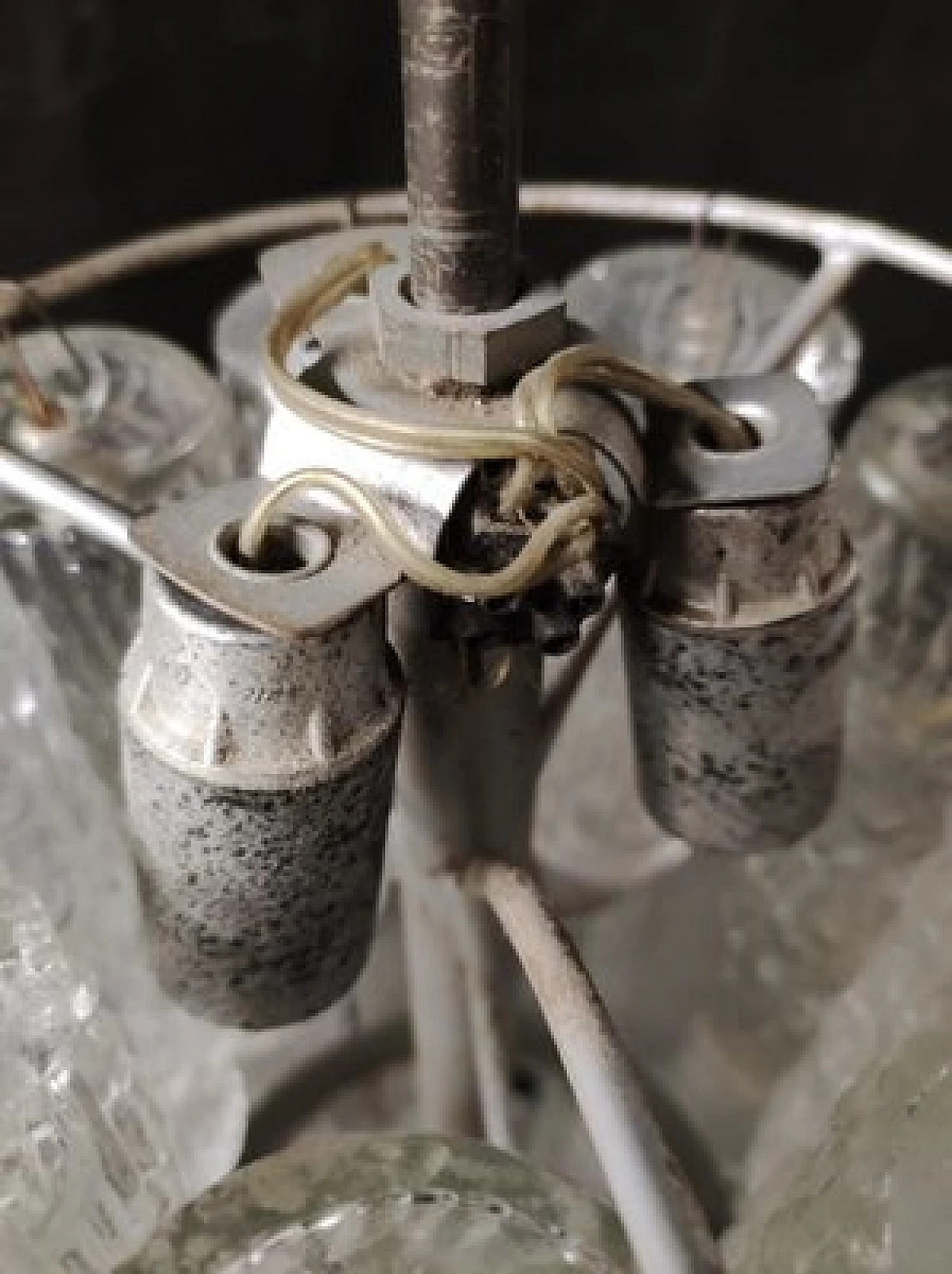 Three-tier Murano glass chandelier, 1970s 15