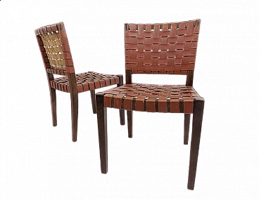 Coppia di sedie in legno con intreccio in pelle marrone, anni '60