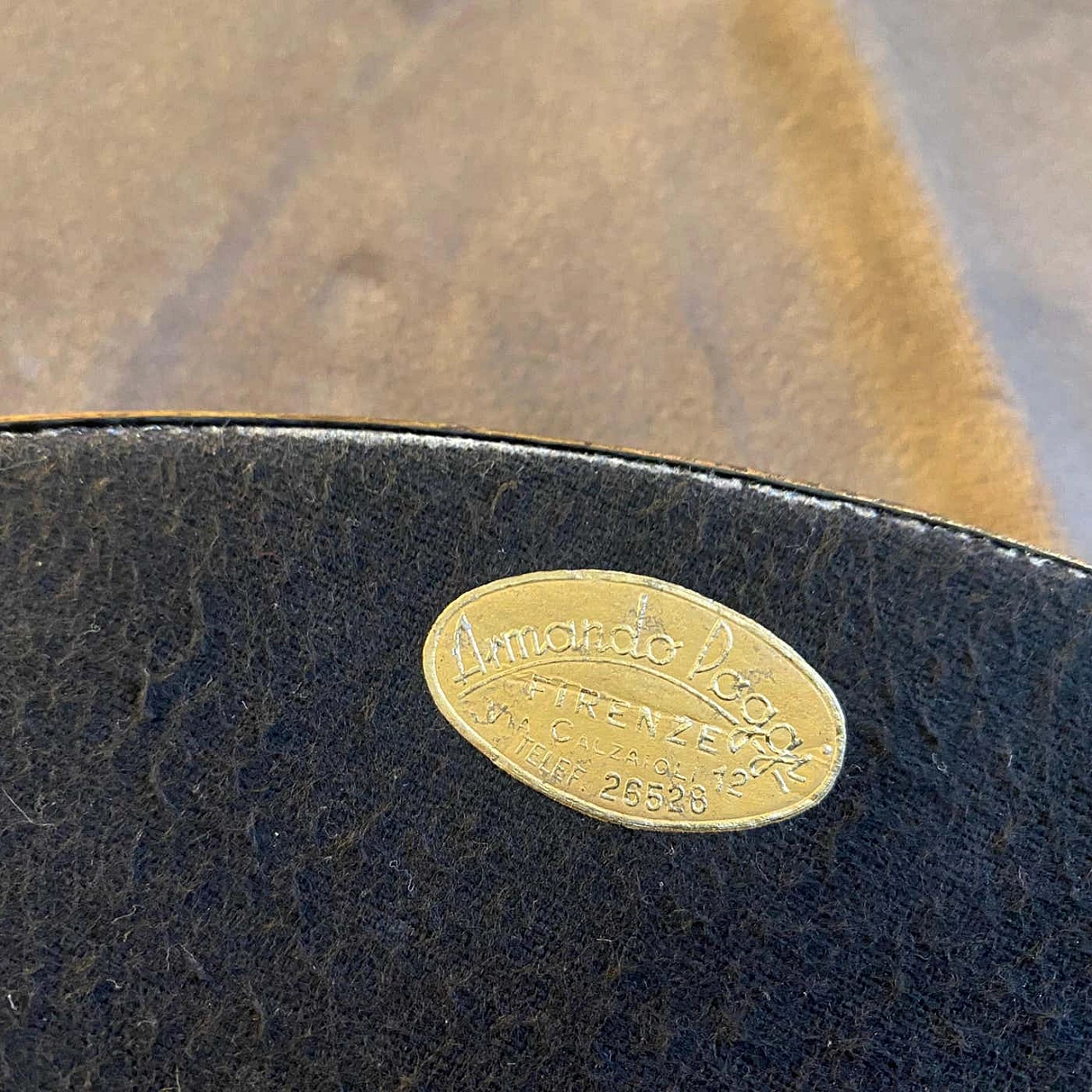 Vassoio rotondo Art Déco specchiato in rame con maniglie in ebano, anni '30 7