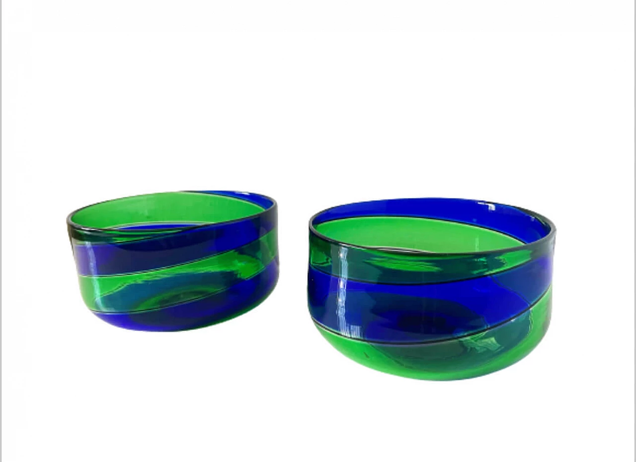 Pair of blue and green glass bowls by Fulvio Bianconi for Venini, 1990s 1