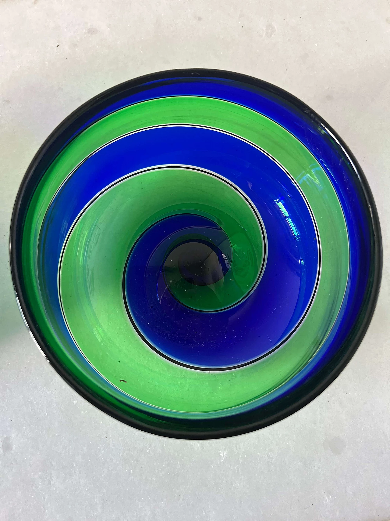 Pair of blue and green glass bowls by Fulvio Bianconi for Venini, 1990s 4