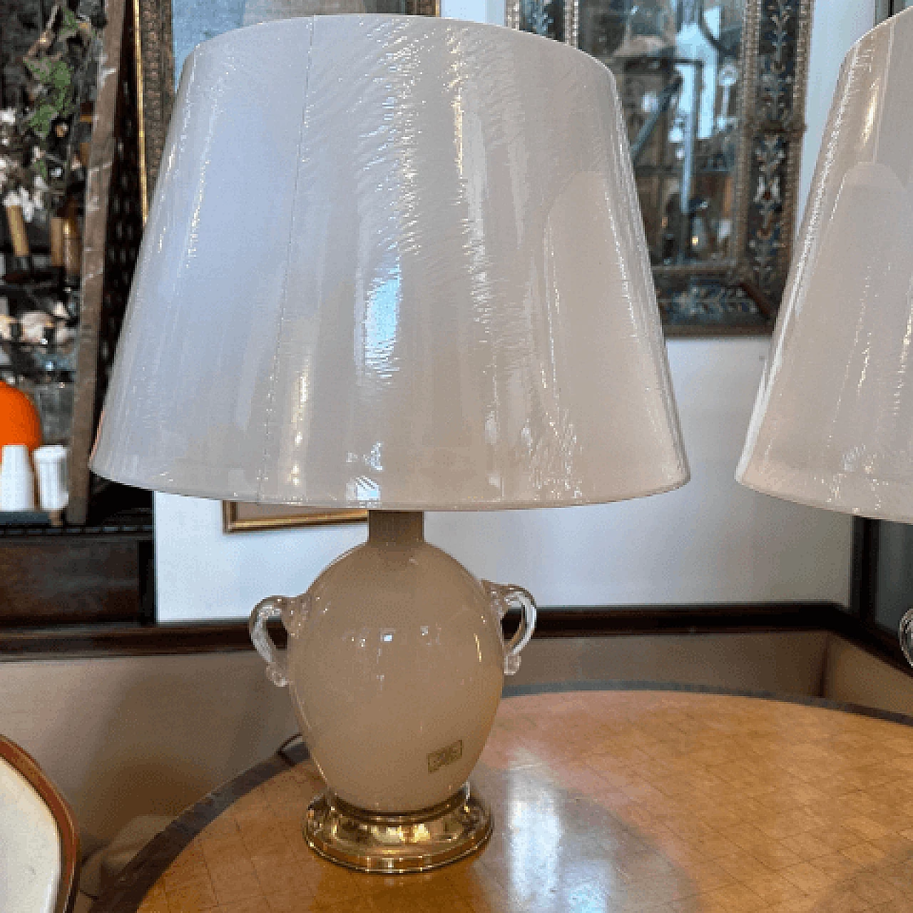 Coppia di lampade da tavolo in vetro di Murano e ottone di Tommaso Barbi, anni '70 7