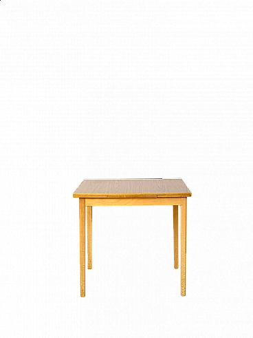 Tavolo scandinavo allungabile in legno chiaro con piano in formica, anni '60
