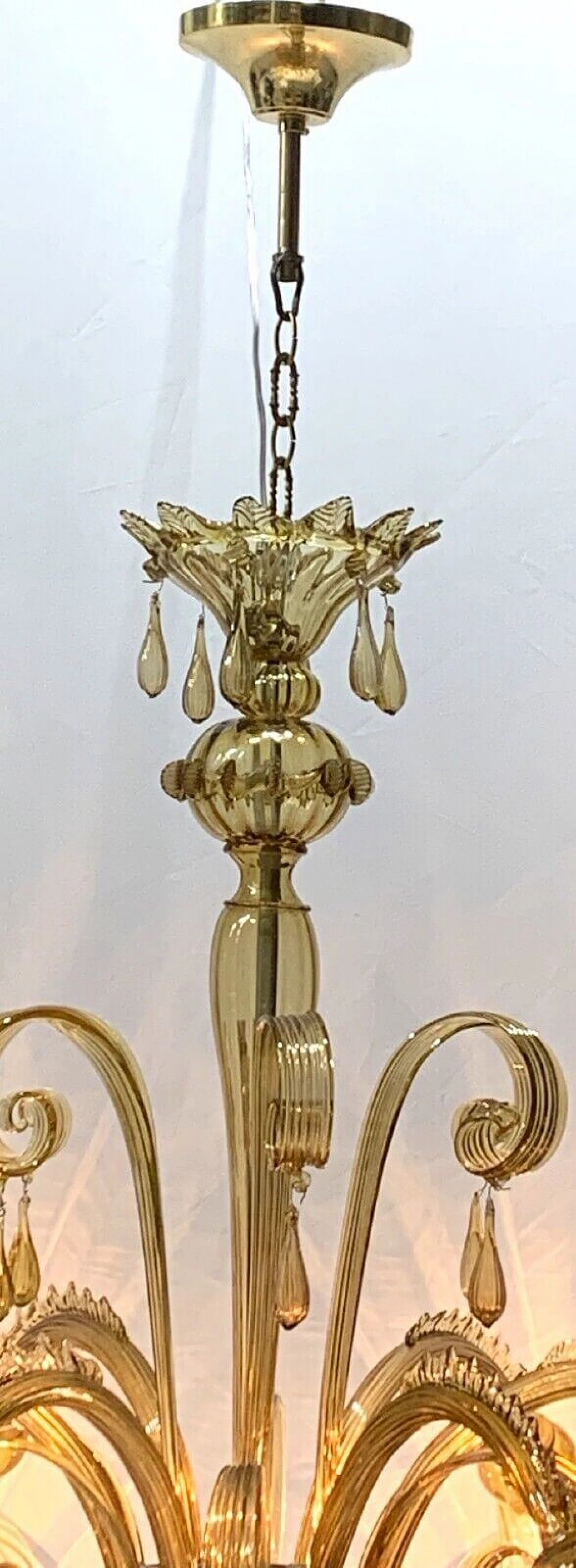 Light amber Murano glass chandelier attributed to Venini, 1930s 2