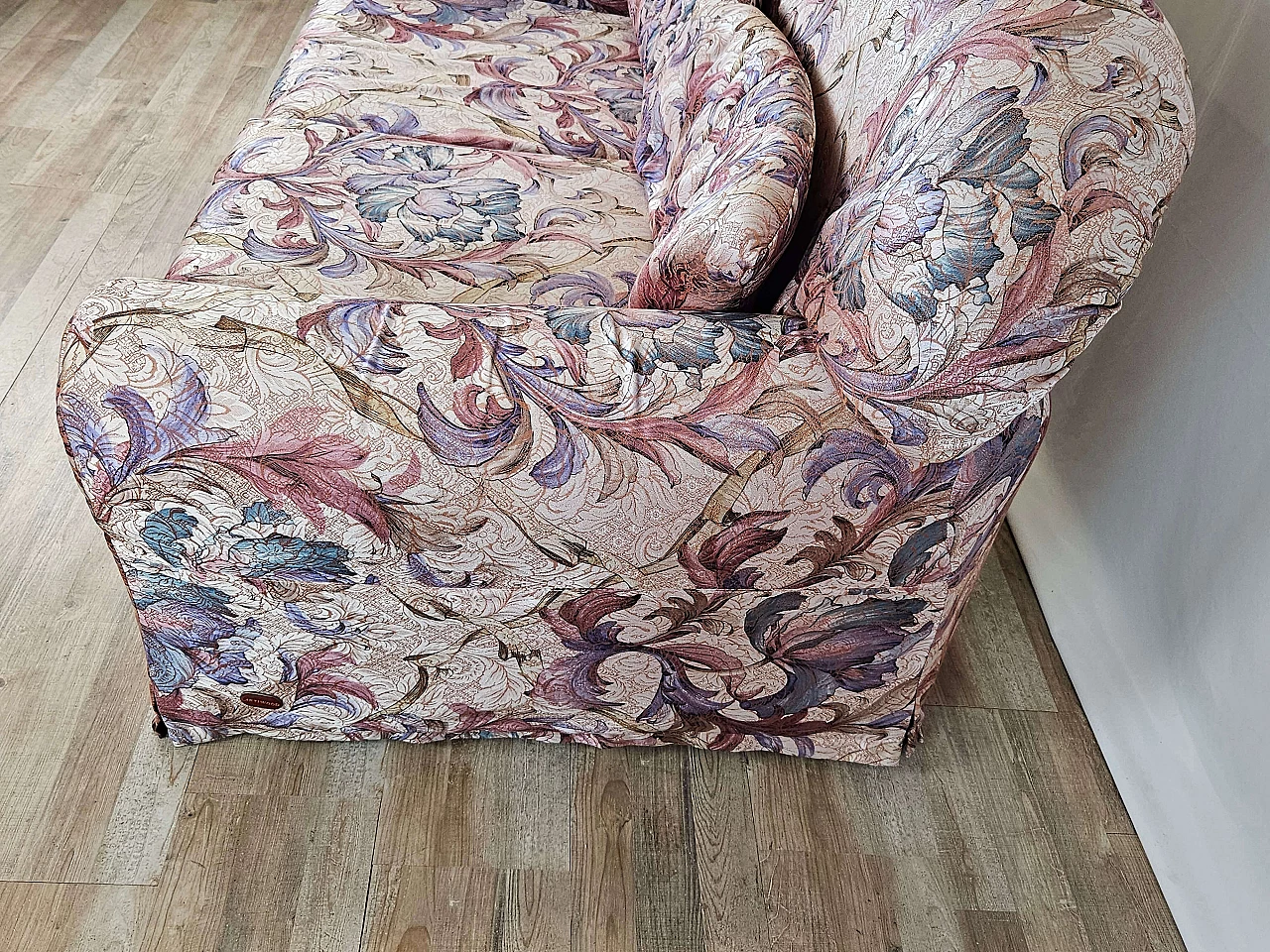 Floral two-seater sofa, 1970s 2