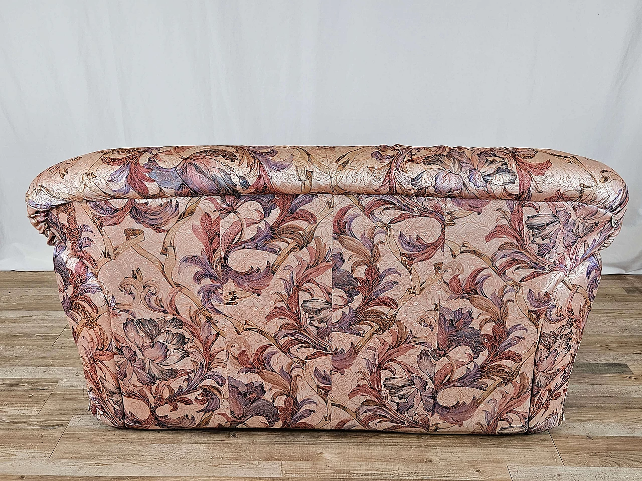 Floral two-seater sofa, 1970s 14