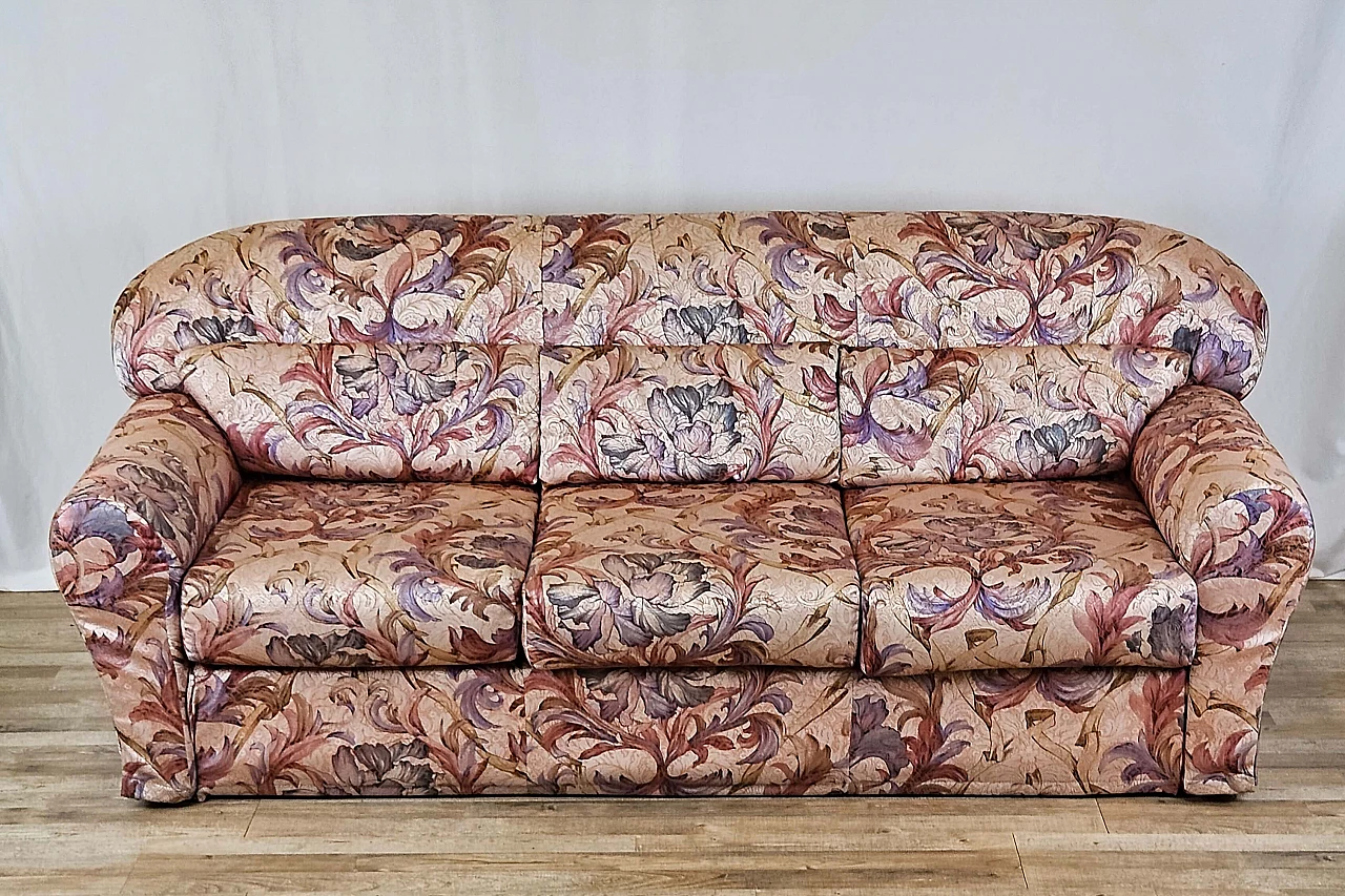 Three-seater sofa in floral pattern, 1970s 1