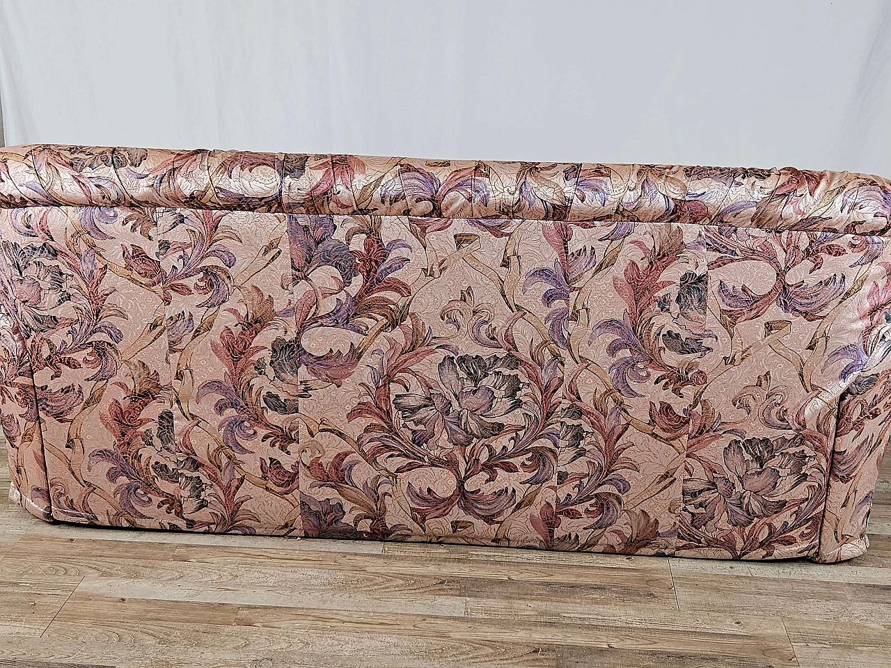 Three-seater sofa in floral pattern, 1970s 27