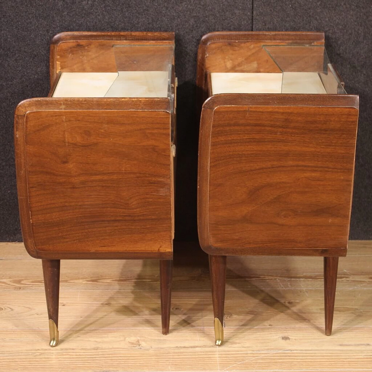 Pair of bedside tables carved and veneered in walnut, briar and fruitwood, 1950s 5
