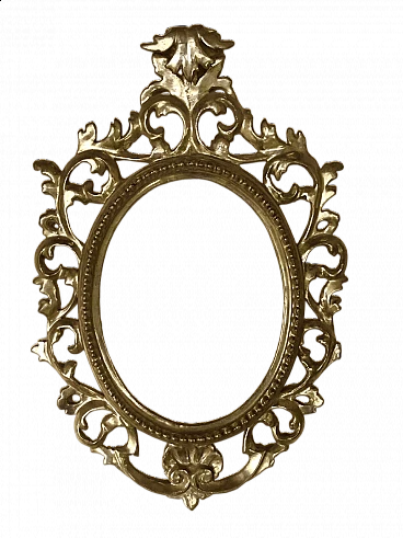 Oval carved and gilded wood frame, second half of the 19th century