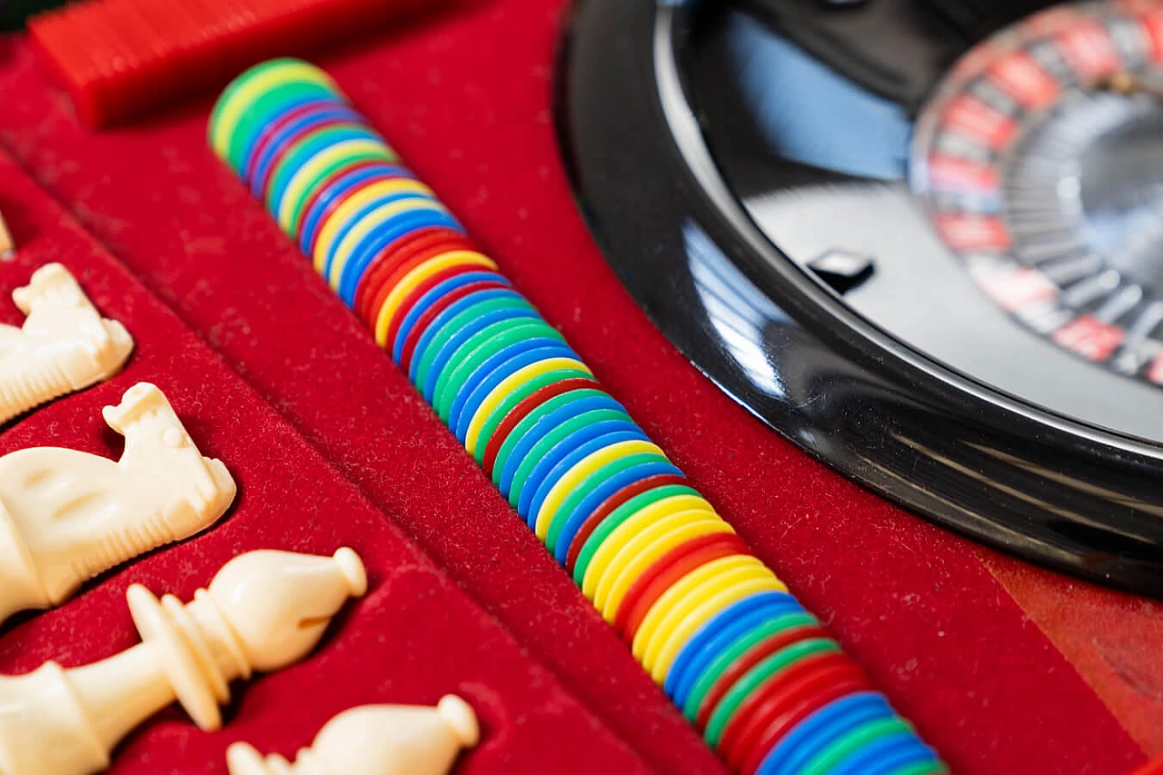 Sporting roulette chessboard, 1970s 20