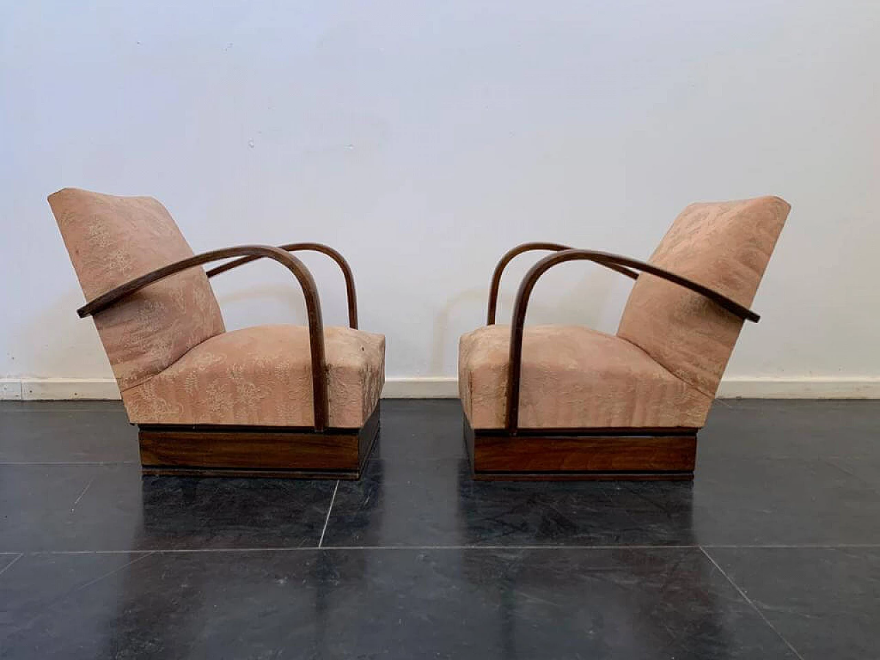 Pair of Art Deco armchairs with arched beech arms, 1930s 2