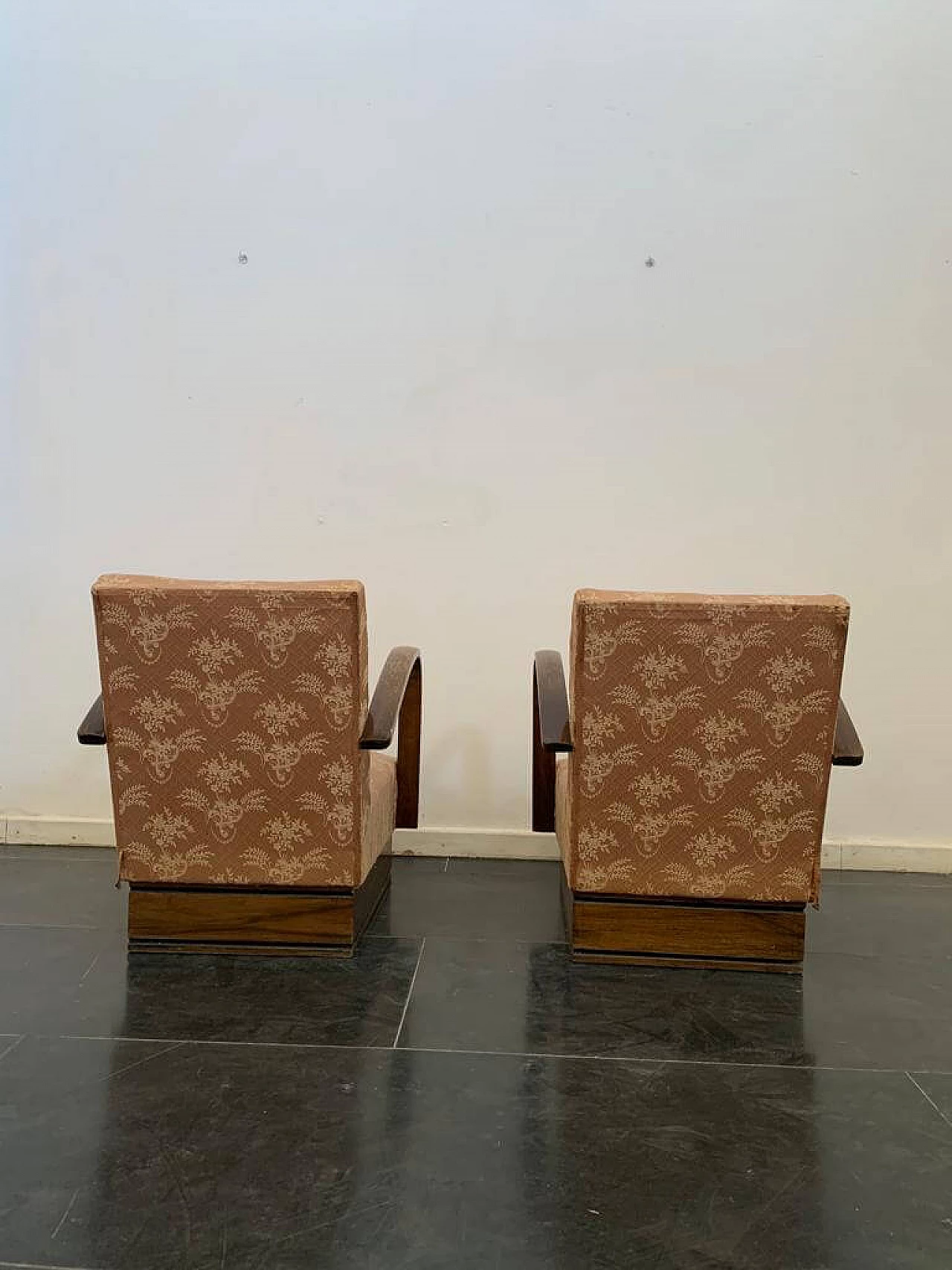 Pair of Art Deco armchairs with arched beech arms, 1930s 3