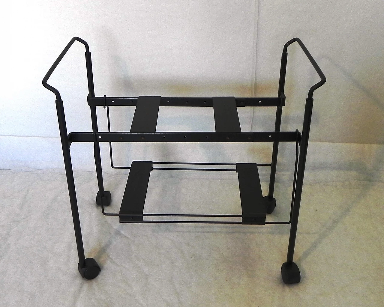 Teulada trolley by Lluis Clotet and Oscar Tusquets Blanca for Zanotta, 1990s 3