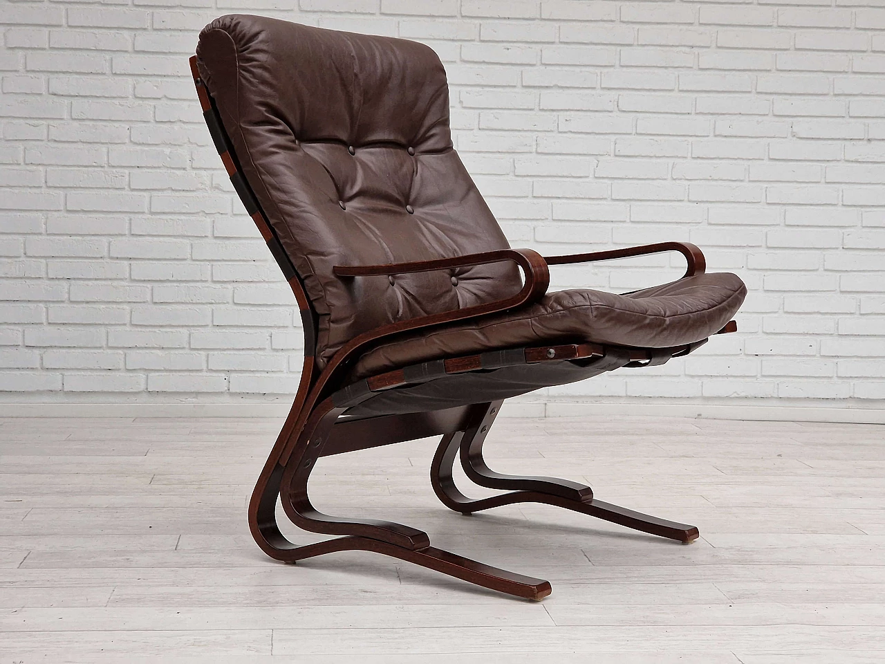 Kengu armchair by Else and Nordahl Solheim for Rybo Rykken, 1970s 1