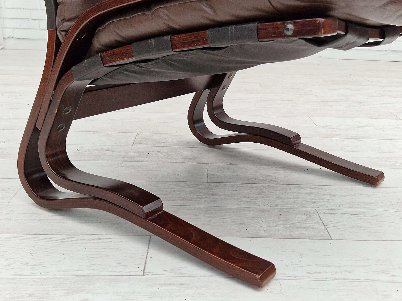 Kengu armchair by Else and Nordahl Solheim for Rybo Rykken, 1970s 3