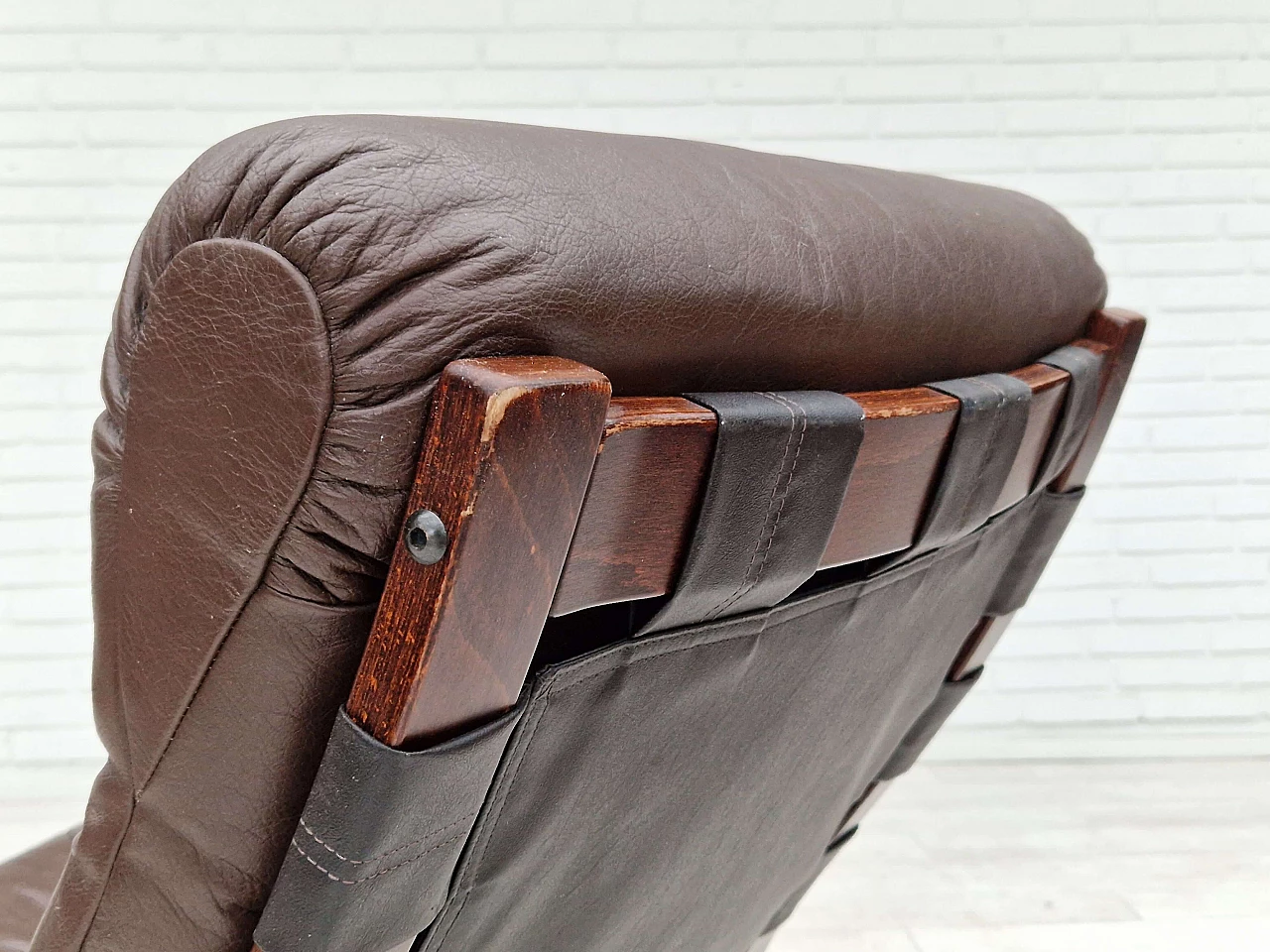 Kengu armchair by Else and Nordahl Solheim for Rybo Rykken, 1970s 13