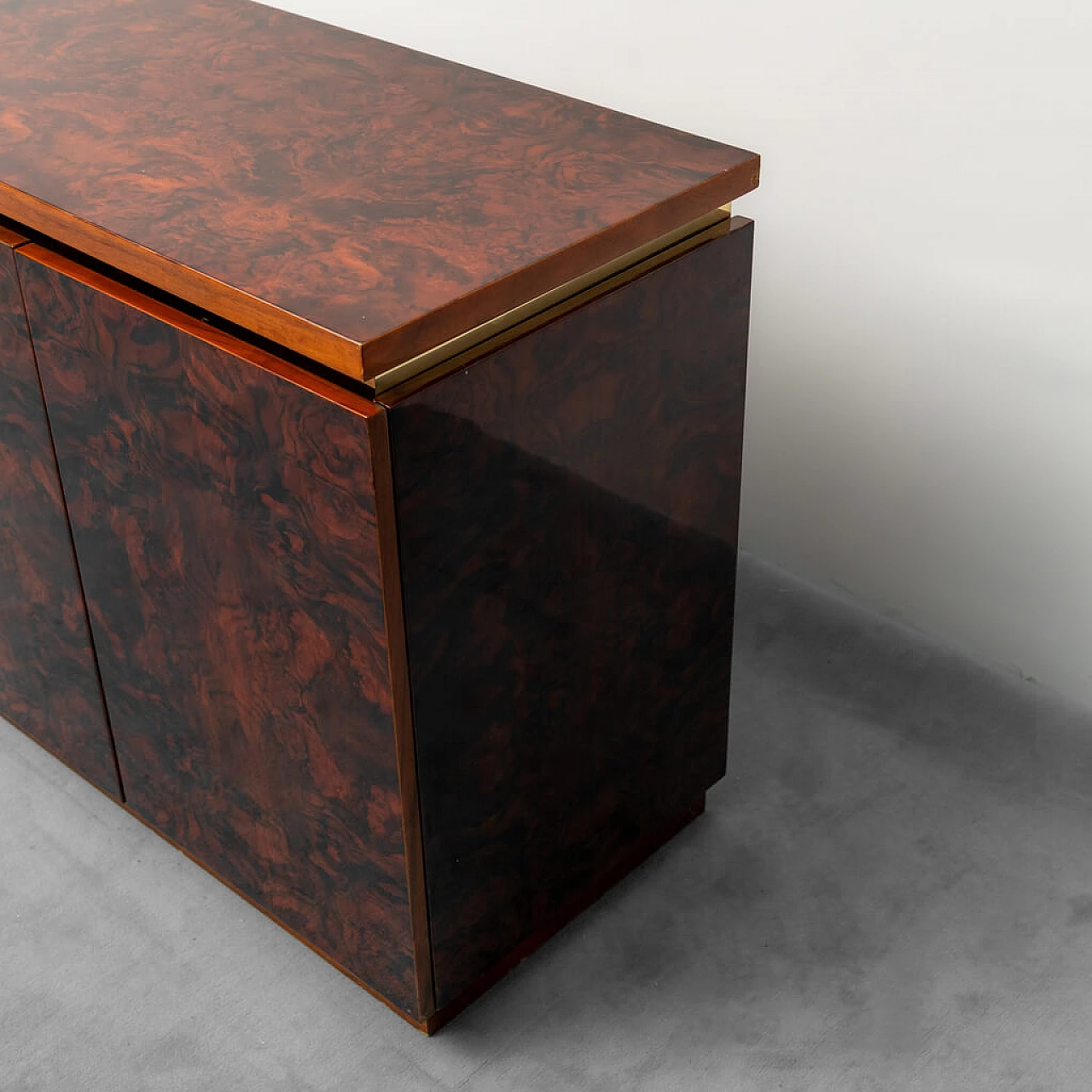 Credenza in radica e metallo dorato di Gianluigi Gorgoni per Turri, anni '70 4