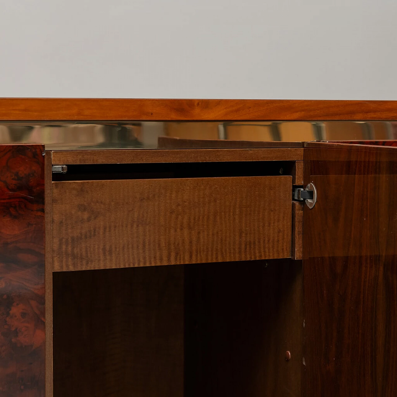 Sideboard in briarwood and gilded metal by Gianluigi Gorgoni for Turri, 1970s 5