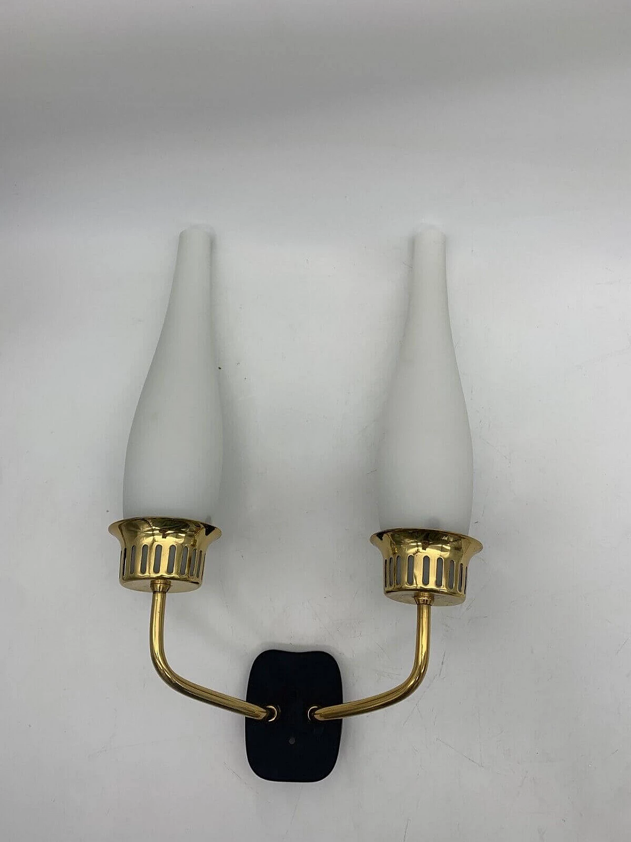 Pair of glass, iron and brass wall sconces attributed to Stilnovo, late 20th century 1