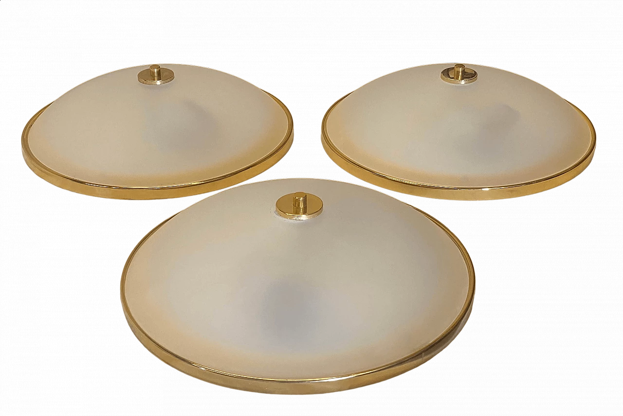 3 Plafoniere in ottone e vetro satinato, anni '80 12