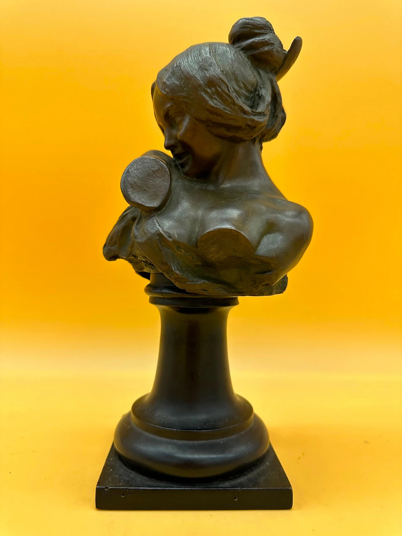 Mezzo busto di fanciulla in bronzo, primo '900 2