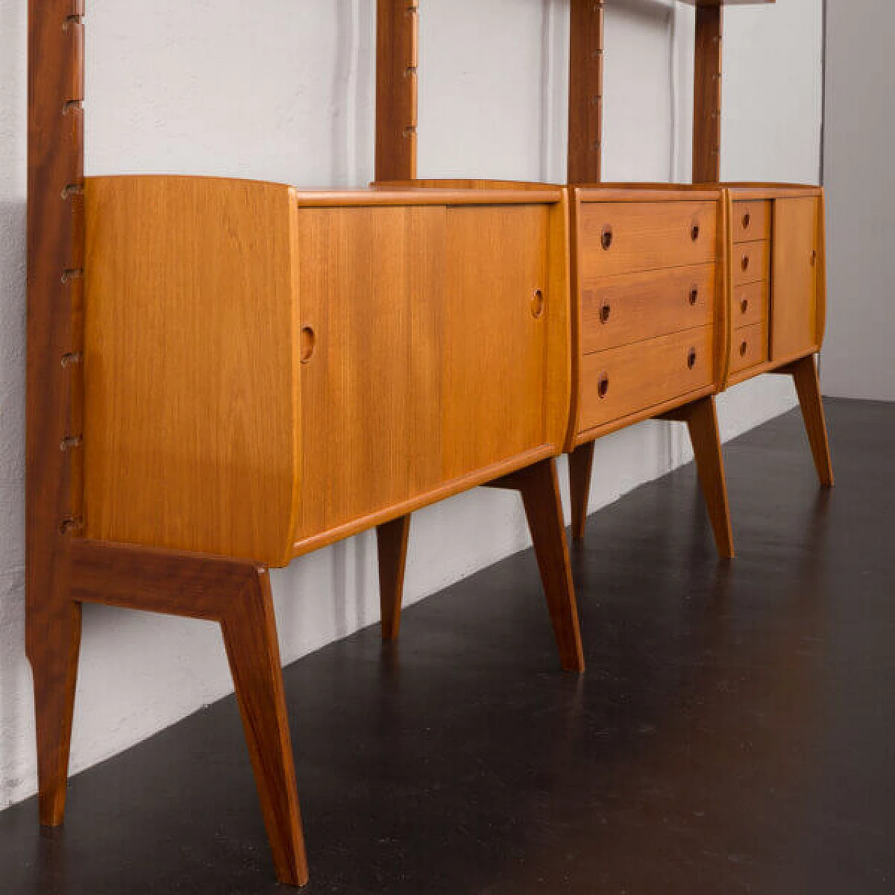 Ergo 3-compartment wall cabinet by John Texmon and Einar Blindheim for Blindheim Mobelfabrikk, 1960s 9