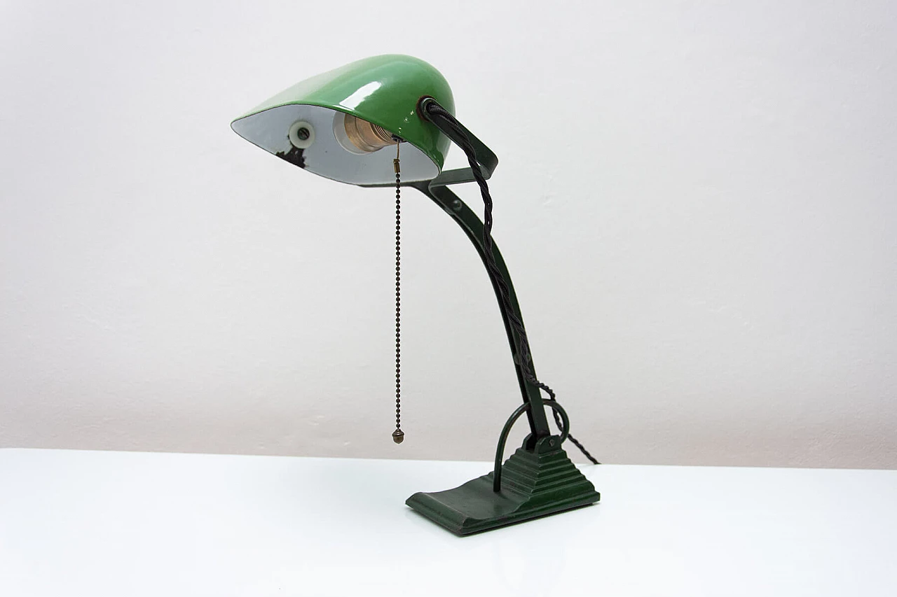 Lampada da tavolo in stile Bauhaus in metallo smaltato verde, anni '30 2
