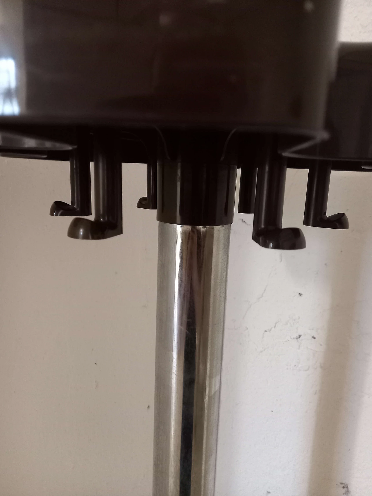 Appendiabiti da terra Vip di Lucci e Orlandini per Velca, anni '70 5