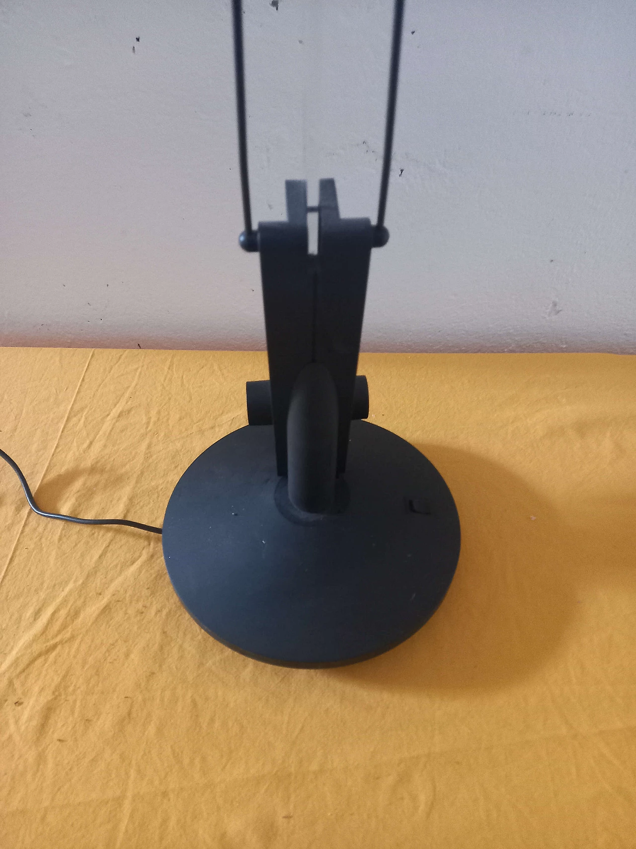 Plastic and plexiglas Lisa desk lamp by Gianni Cardile for Valenti, 1980s 4