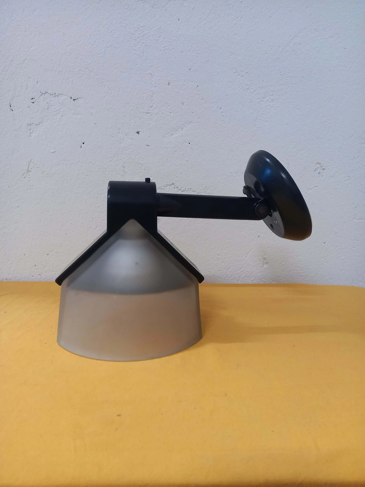 Monkey wall lamp by King & Miranda for Arteluce, 1980s 7