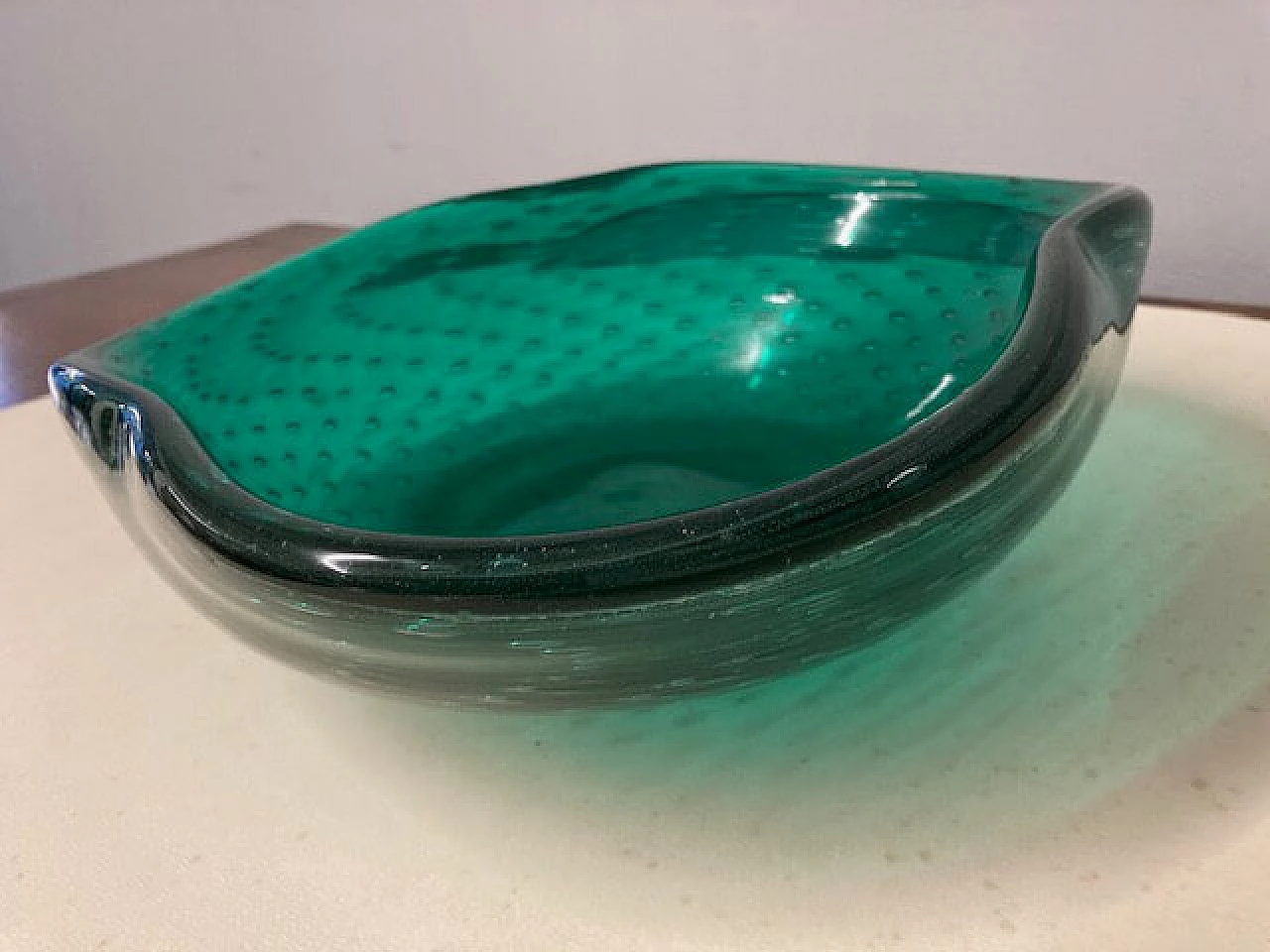Centrotavola trilobato in vetro di Murano verde smeraldo, anni '50 8