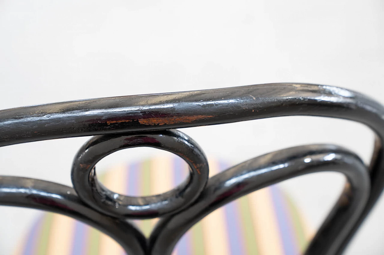 4 sedie nere Thonet con seduta in tessuto, anni '50 1374064