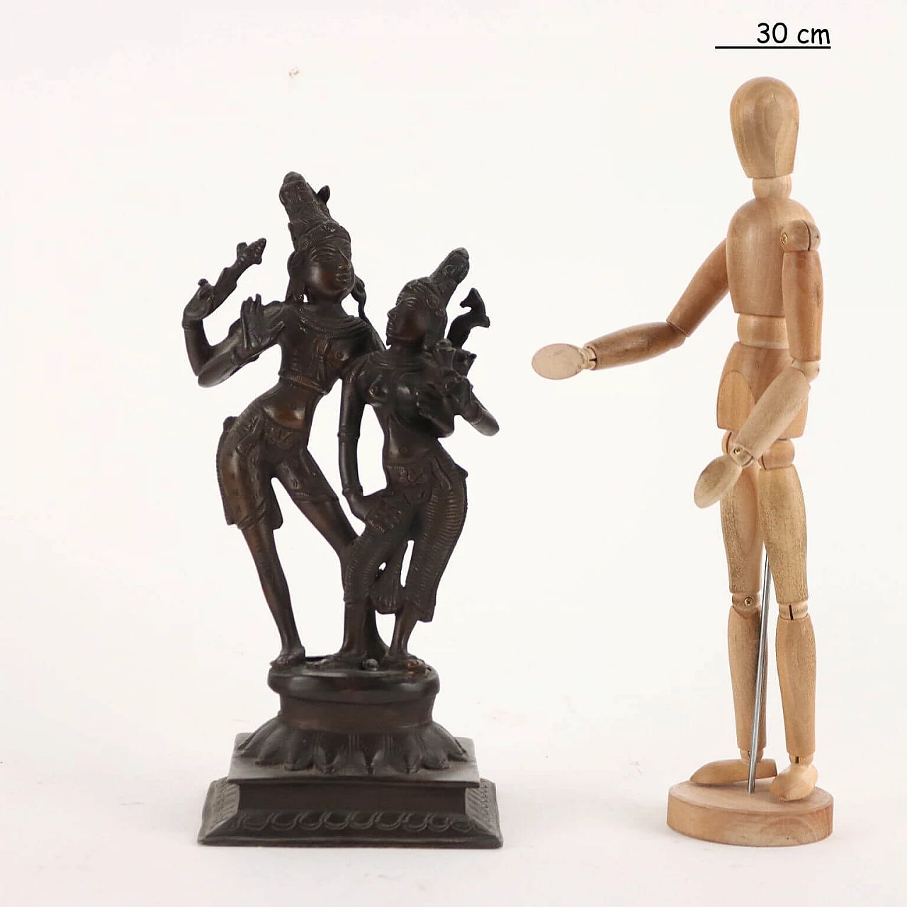 Indian Cholla style bronze sculpture of Krishna and Gopi, early 20th century 2