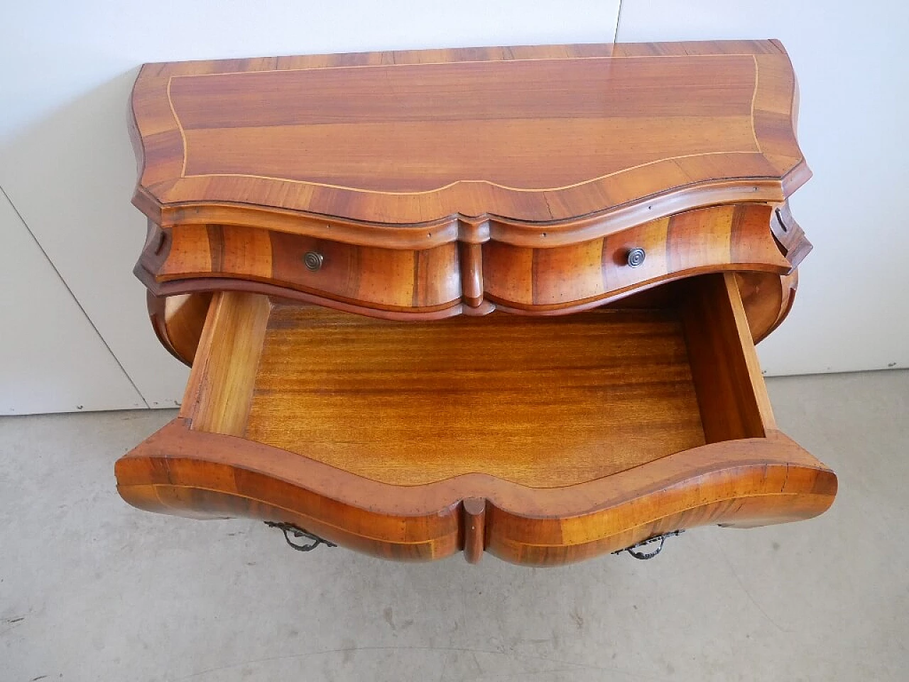 Domed walnut dresser in Venetian style, 1940s 7