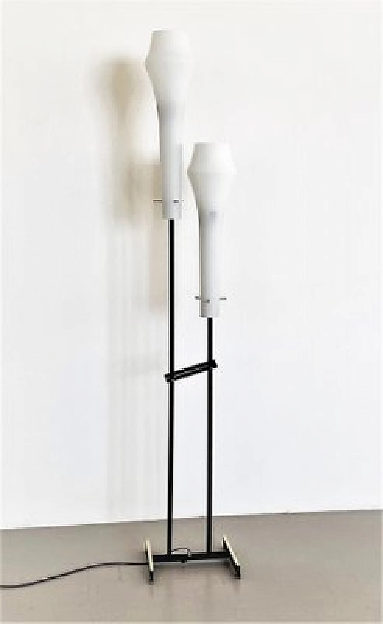 Glass, wood and brass floor lamp attributed to Stilnovo, 1960s 1