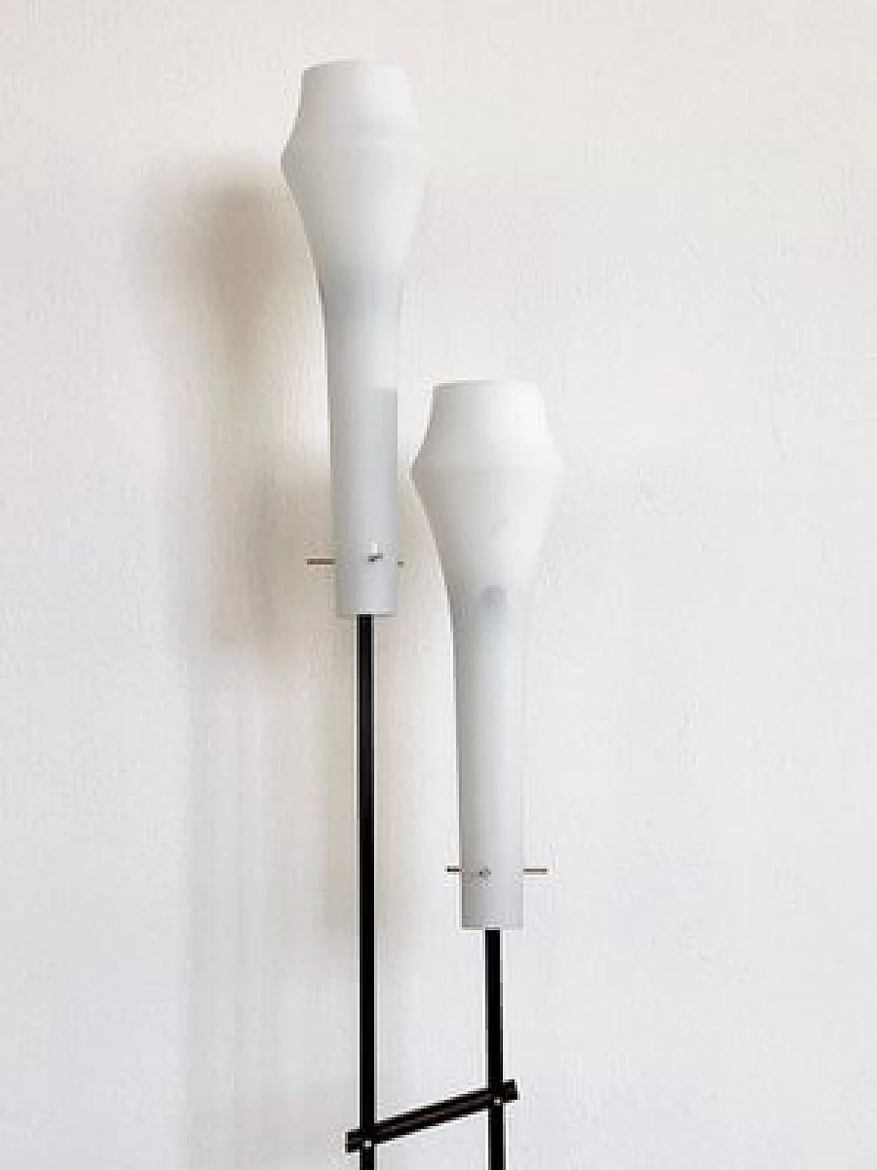 Glass, wood and brass floor lamp attributed to Stilnovo, 1960s 11