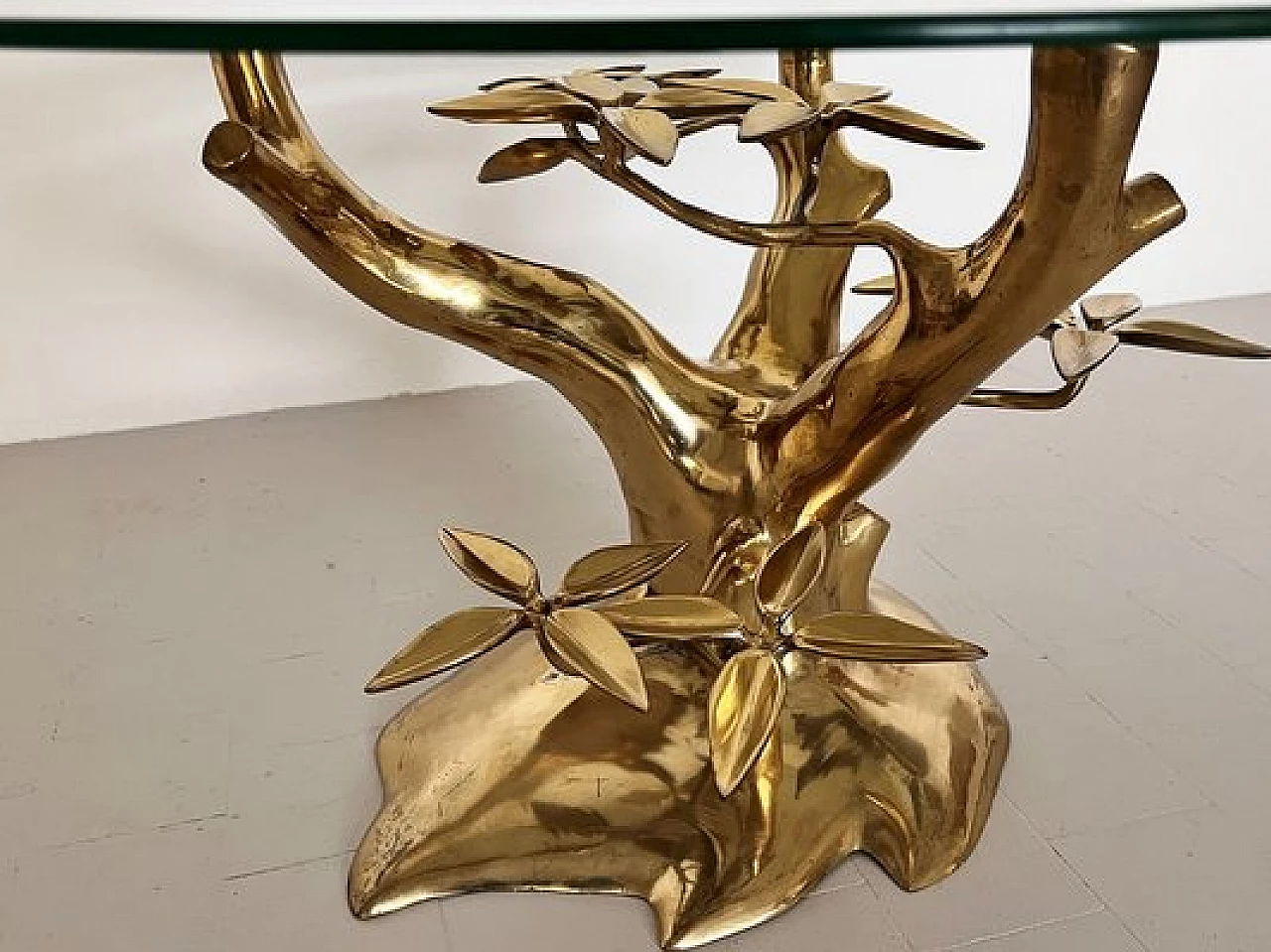 Coffee table with tree-shaped brass base and glass top by Willy Daro, 1970s 10