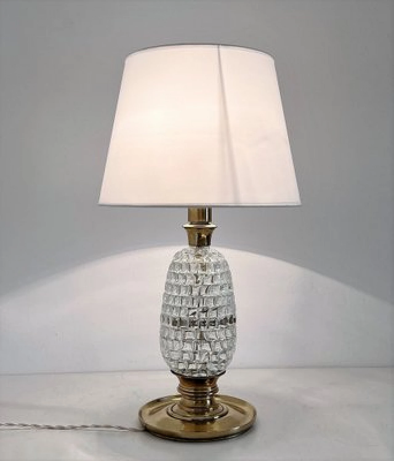 Table lamp with brass and Murano glass base, 1960s 4