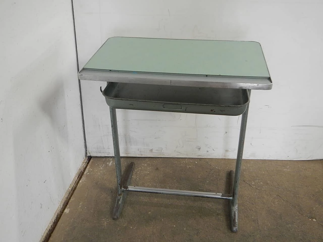 Iron and formica school desk, 1950s 4